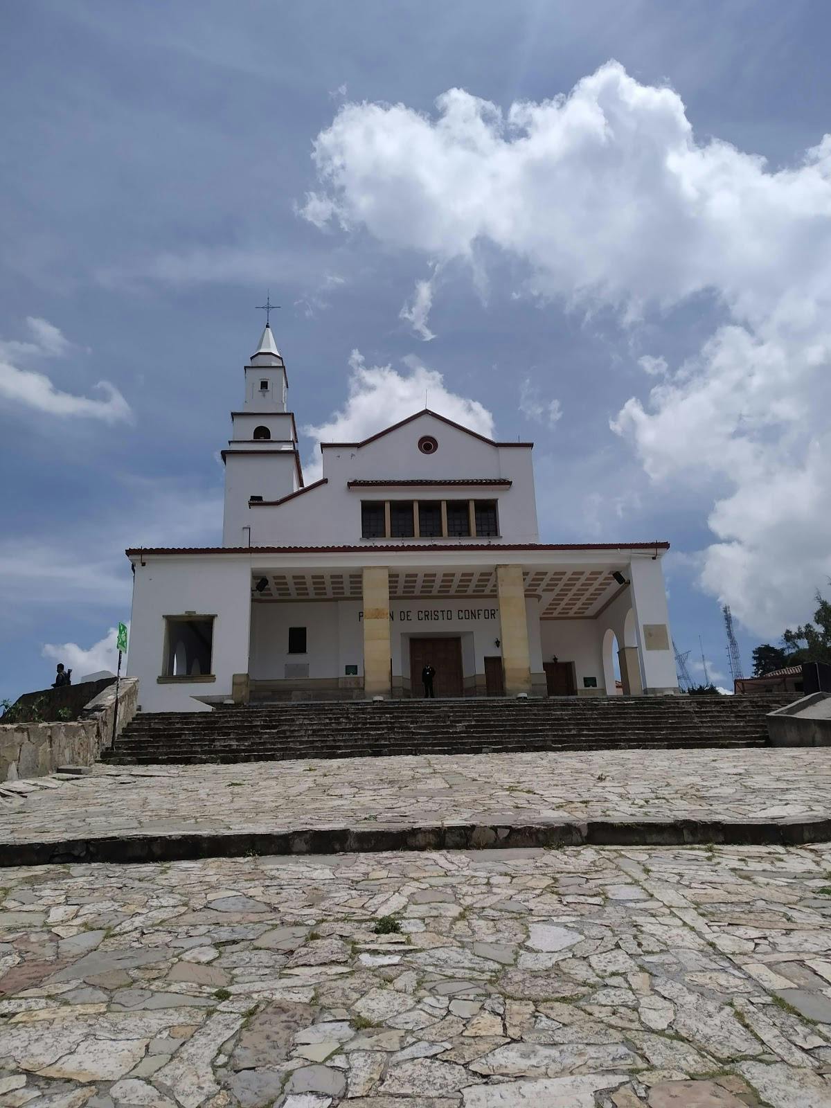 Image - Basílica Santuario del Señor de Monserrate