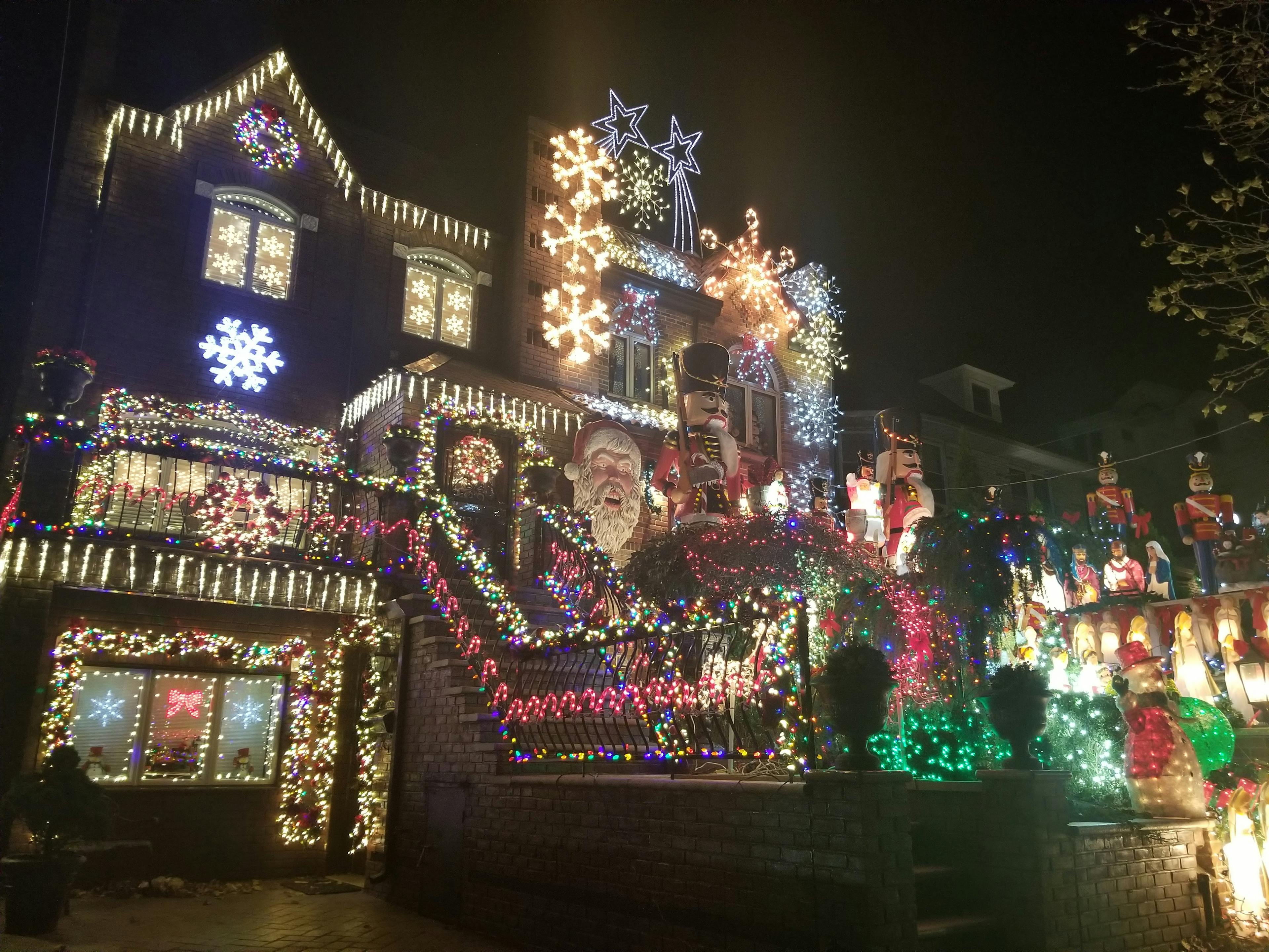 Image - Brooklyn, Dyker Heights - Christmas Wonderland_402449