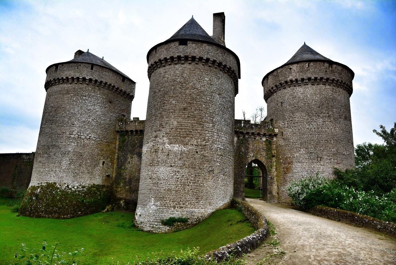 Image - Castle Lassay