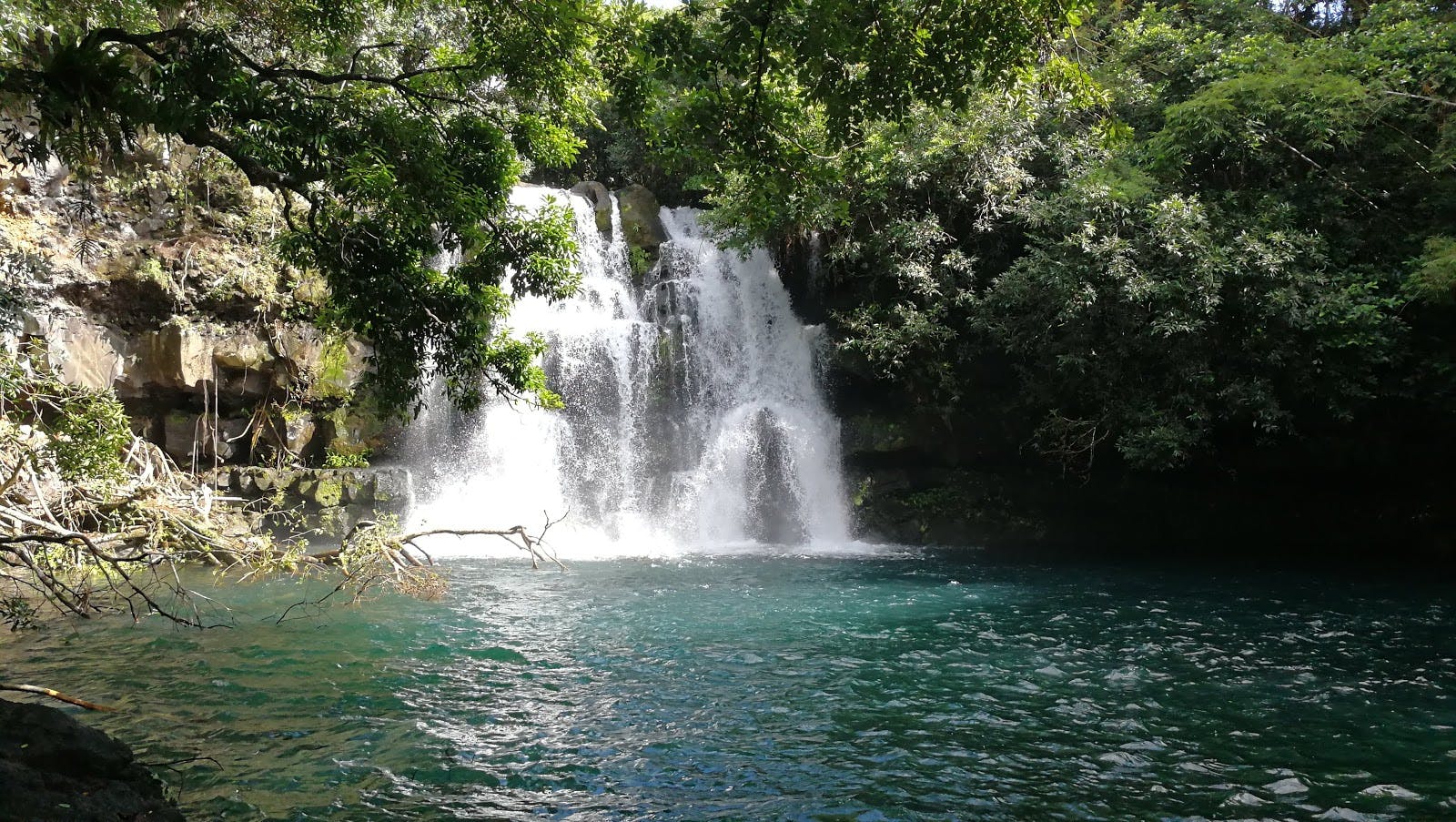 Image - Eau Bleue Waterfall