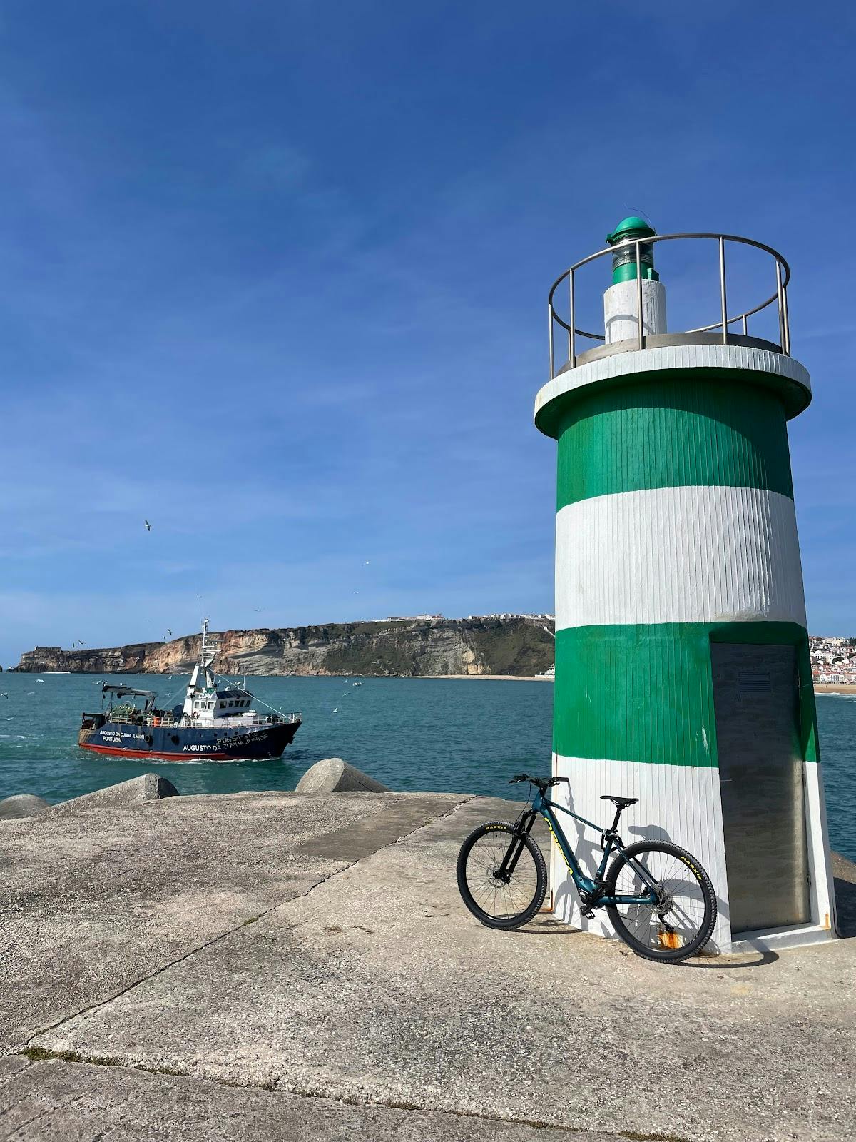 Image - Irondeer - E-Bike Tours & Rental in Nazaré