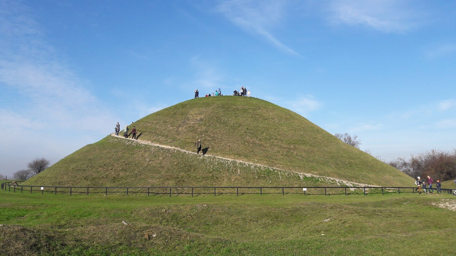 Image - Krakus Mound
