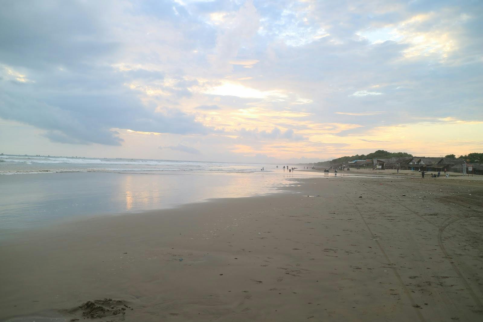 Image - Pantai Bagedur