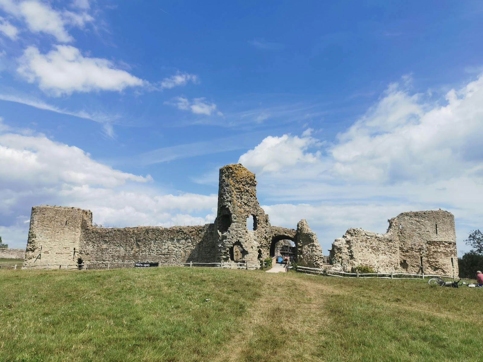 Image - Pevensey Castle