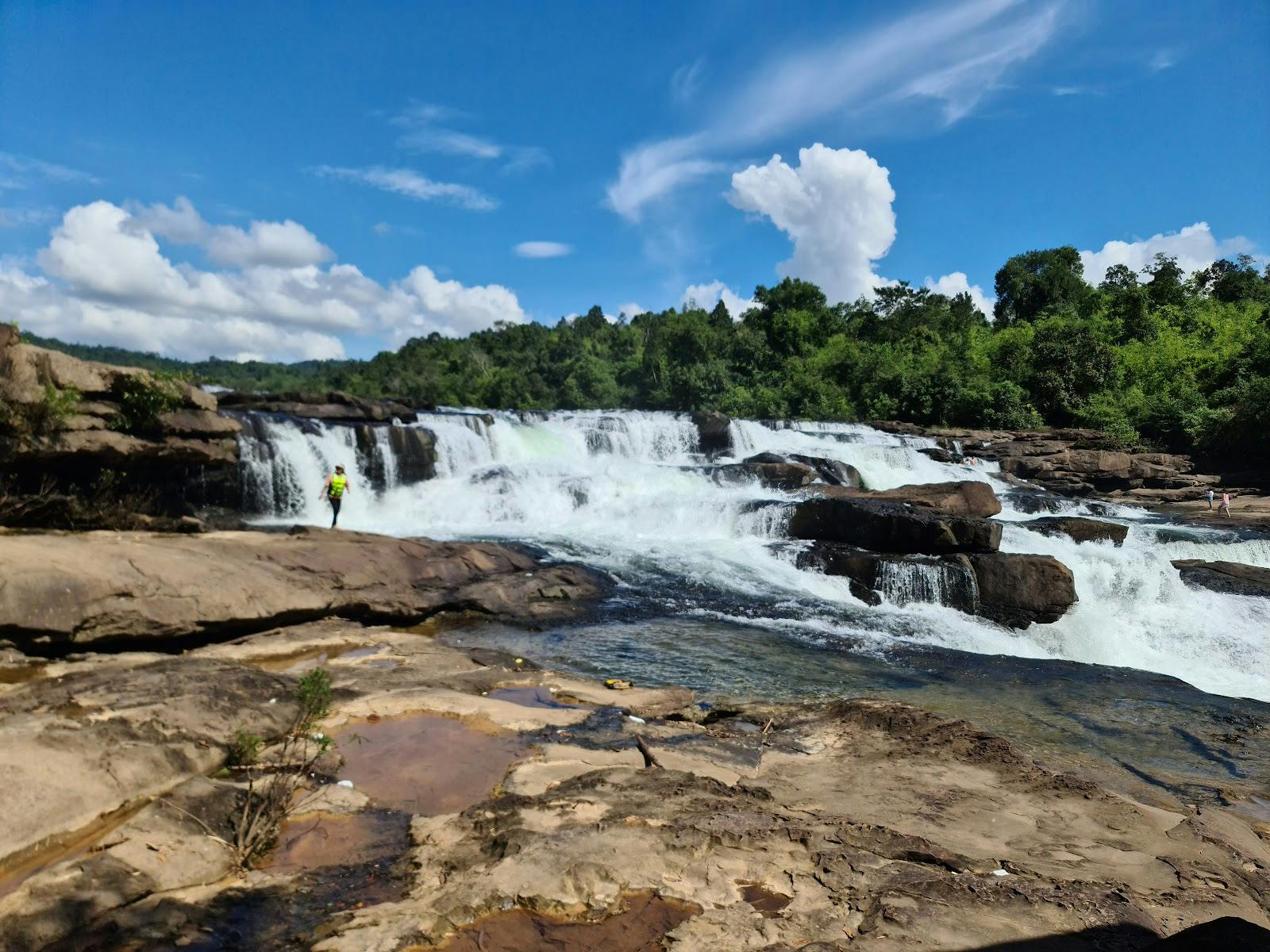 Image - Tatai Waterfall