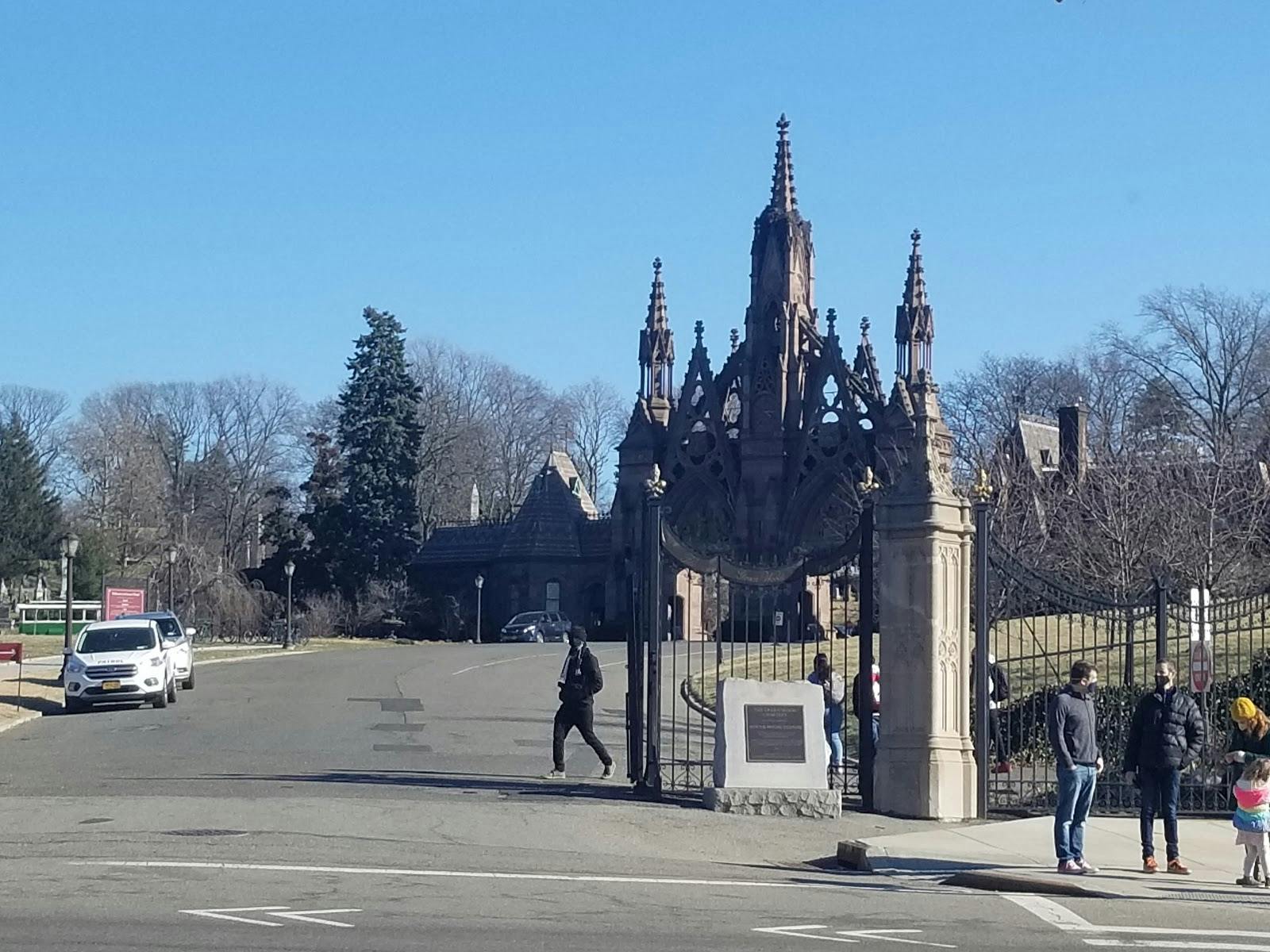 Image - The Green-Wood Cemetery