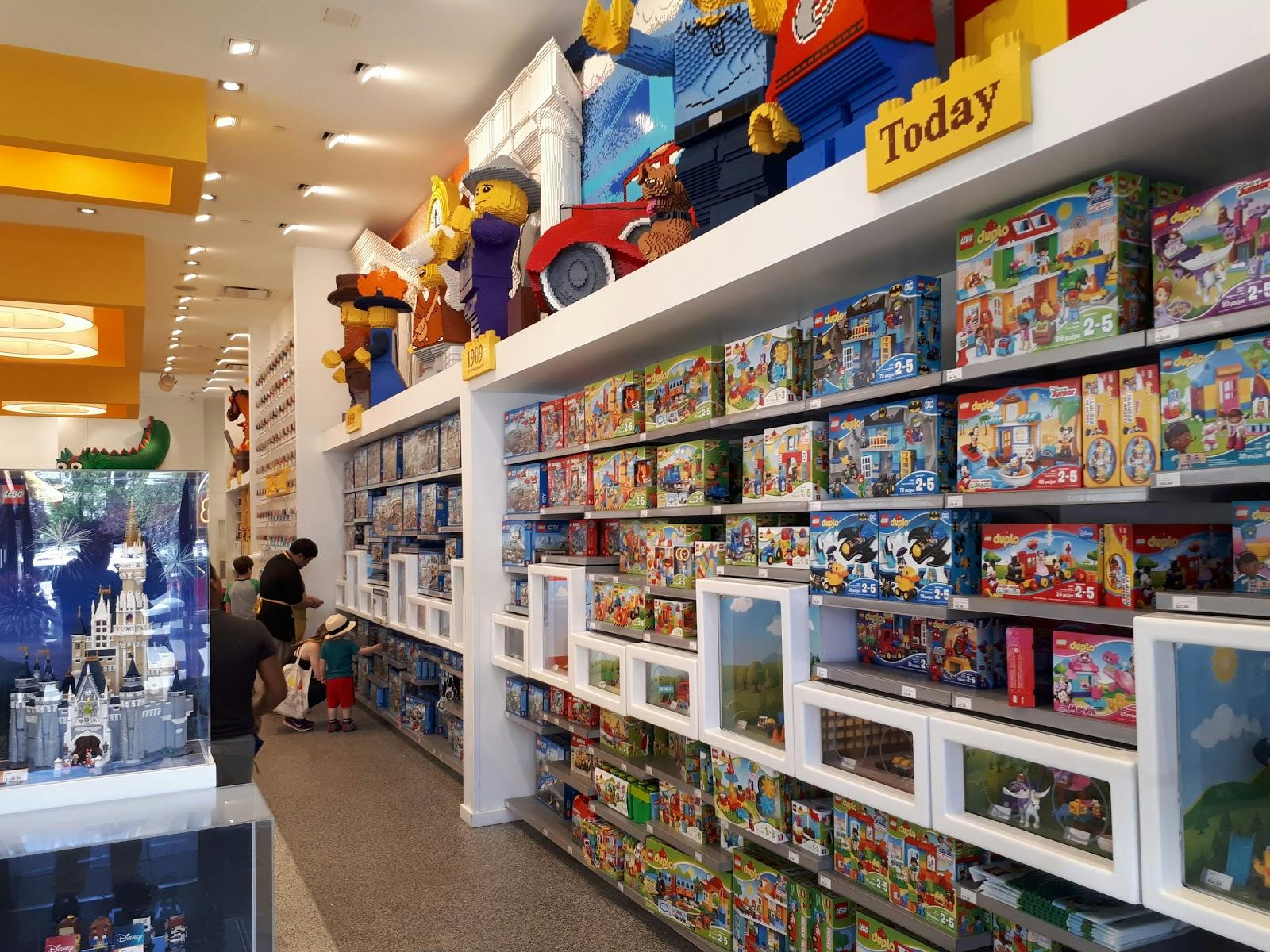 Image - The LEGO Store