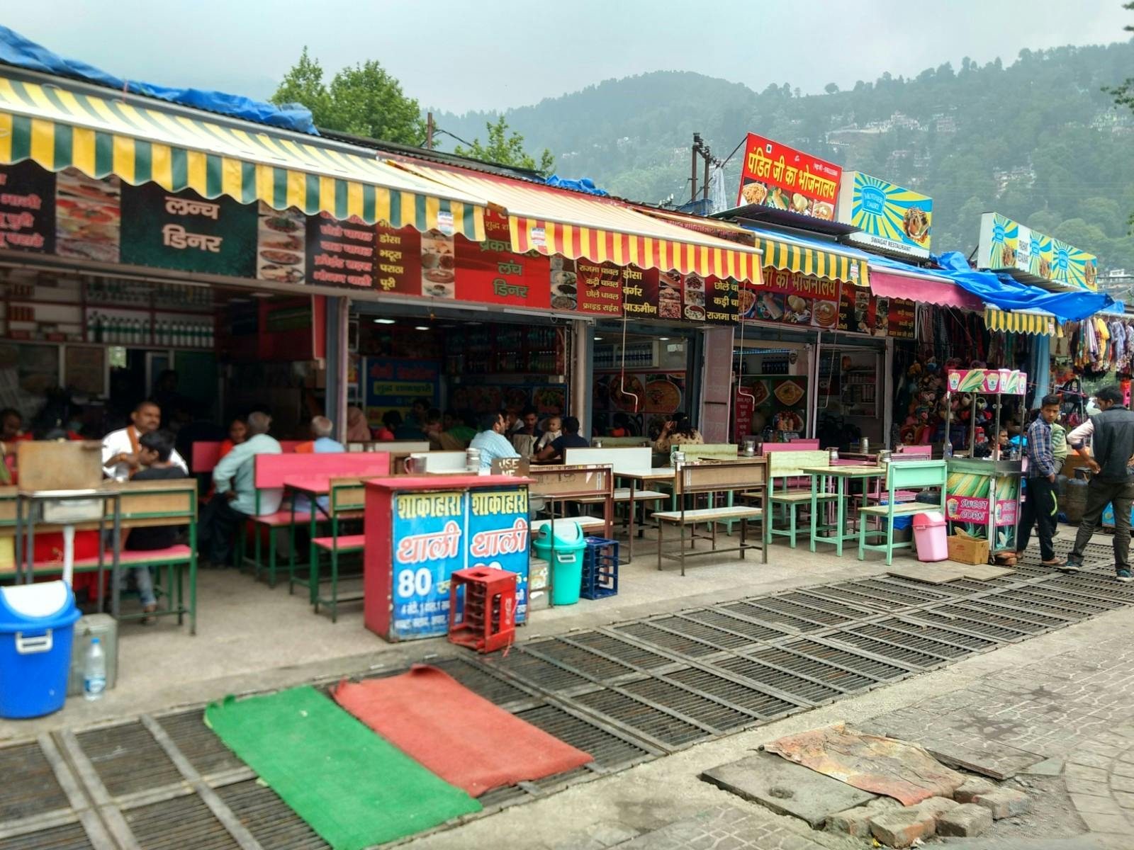 Image - Tibetan Market Nainital