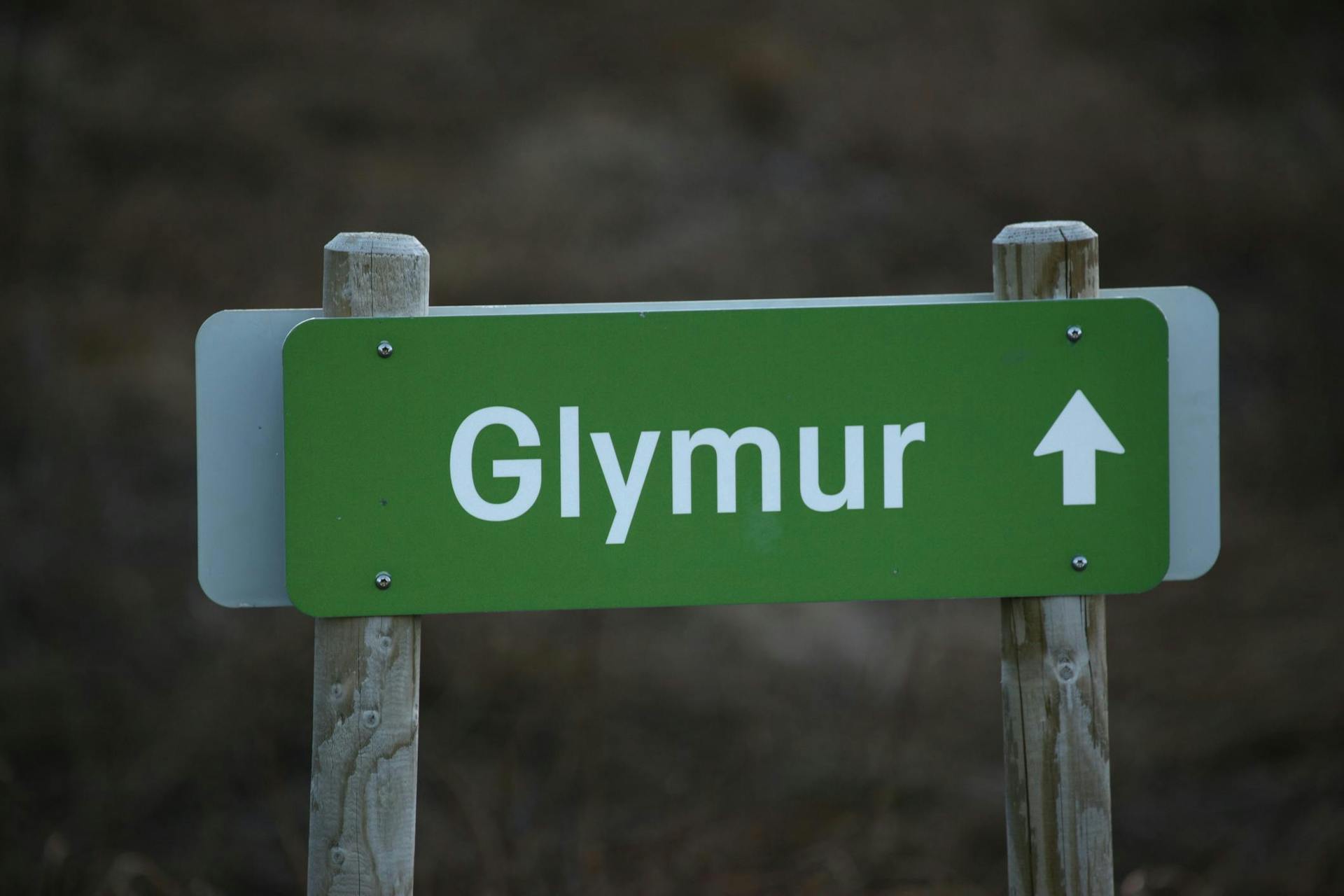 Picture of the Glymur sign in Iceland