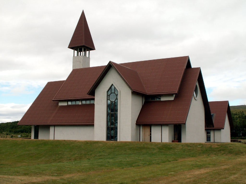 The modern architecture of the Reykholt Church. 