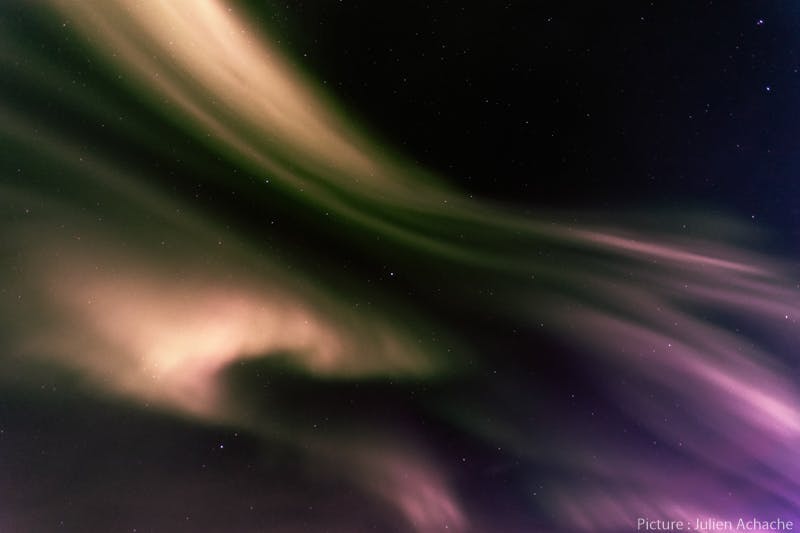 Spotting the auroras in Hvalfjordur