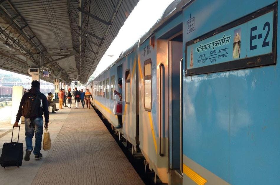Day Trip To Agra. Taj Mahal By Gatiman Express Train_237402