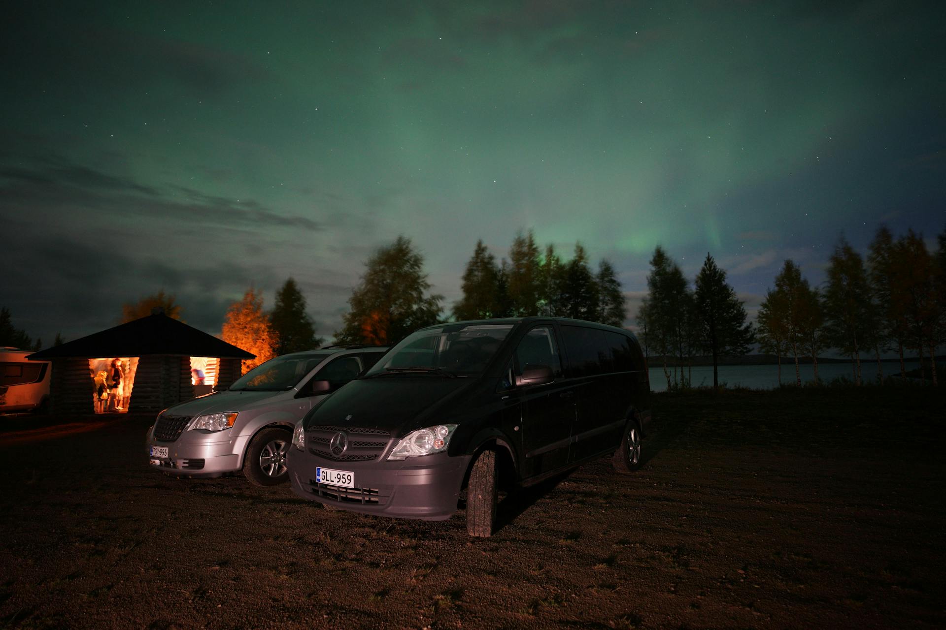 Northern Lights Hunting By Minibus_159671