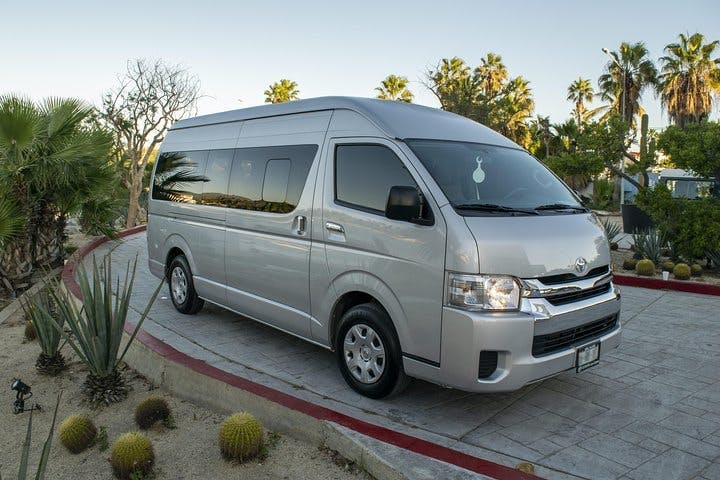 One Way Transportation From Los Cabos Airport To La Paz .8 Pax_4596905